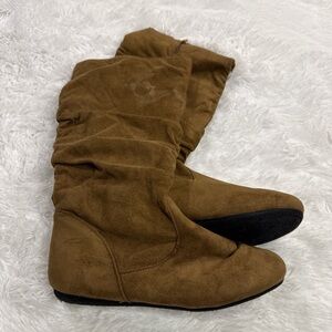 Hot Cakes Brown Suede Winter Boots